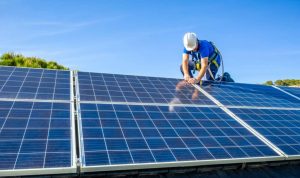 Installation et mise en production des panneaux solaires photovoltaïques à Montreuil-Bellay